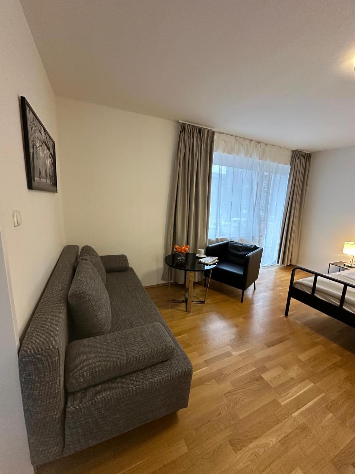 Hotel-Pension Asta Munich Extérieur photo