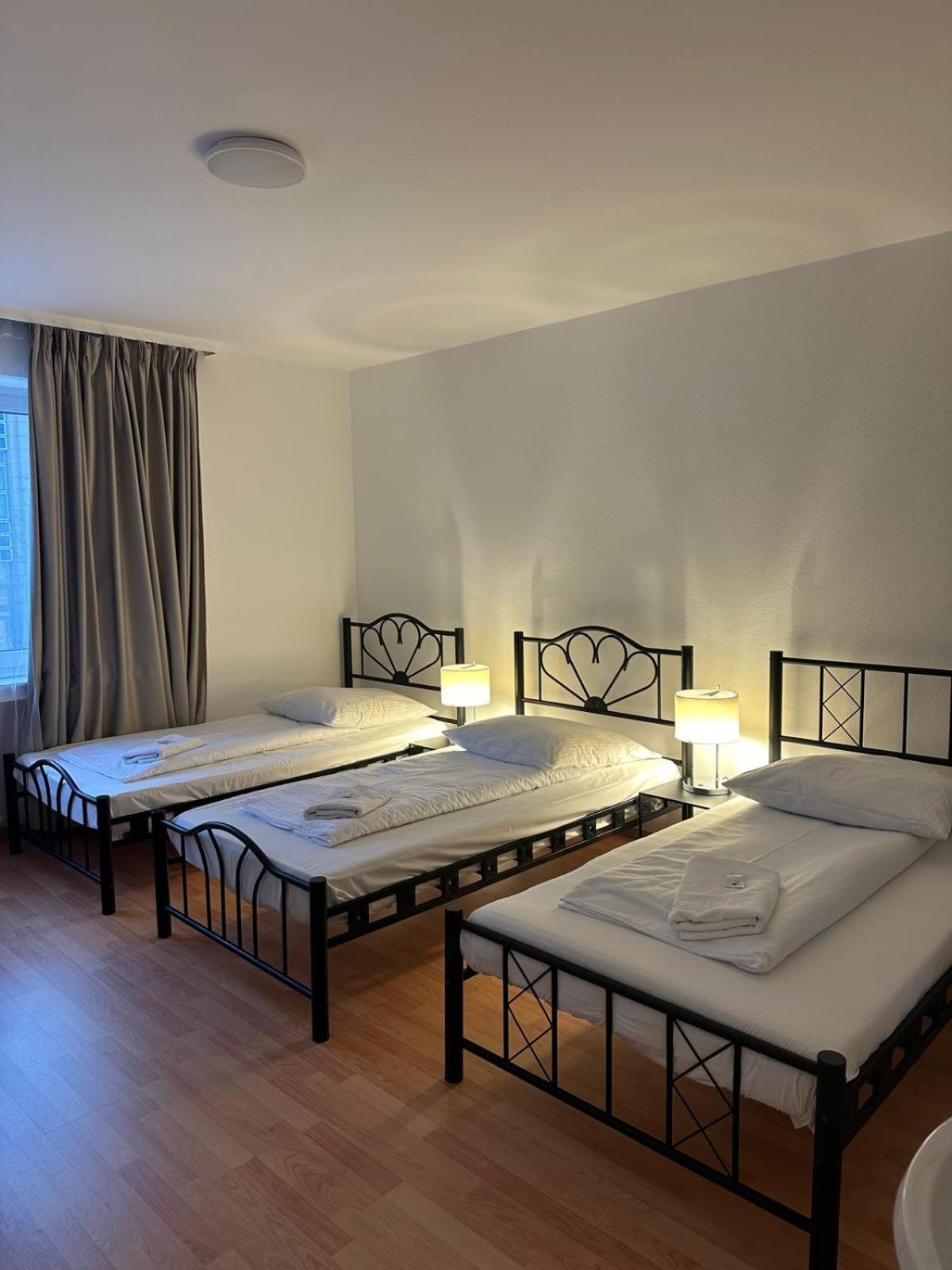 Hotel-Pension Asta Munich Extérieur photo